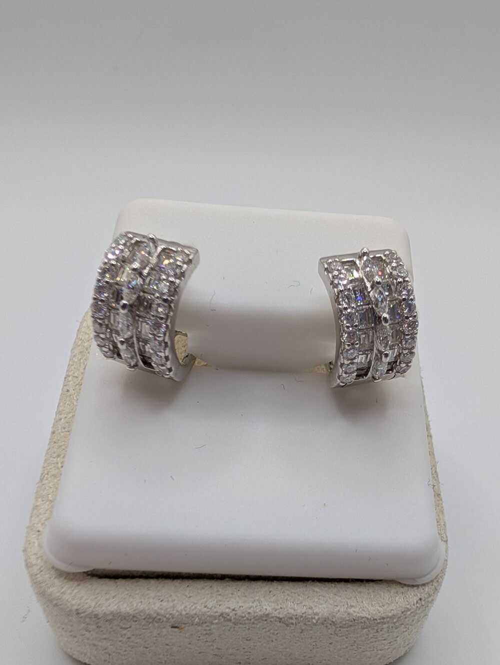925 Sterling Silver Moissanite Wide Hoop Huggie Earrings 2.00 CTW NWT